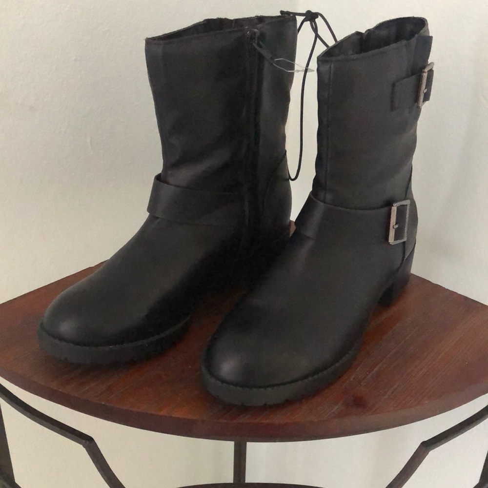 NEW🥾Arizona Jean Co. Short Black Boots Low Heel